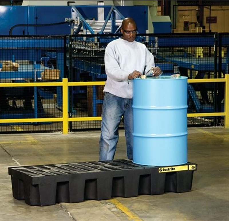 28627 3 drum inline bunded pallet in use